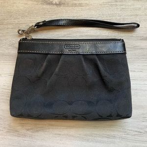 Coach signature black wristlet with zipper